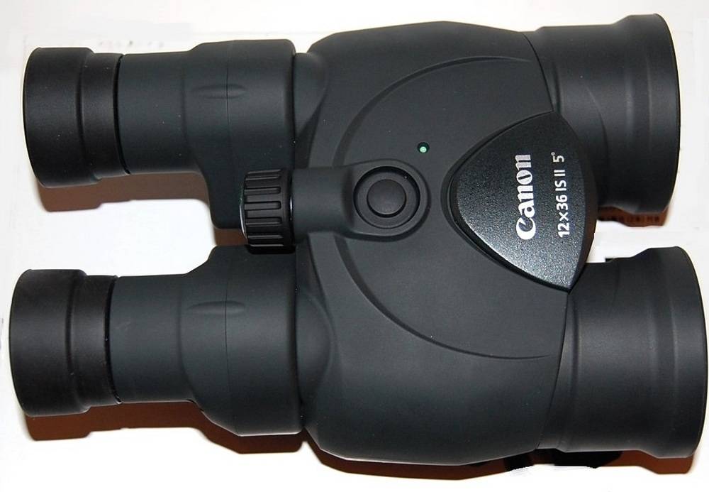 Canon 12x36 IS III has a large IS button