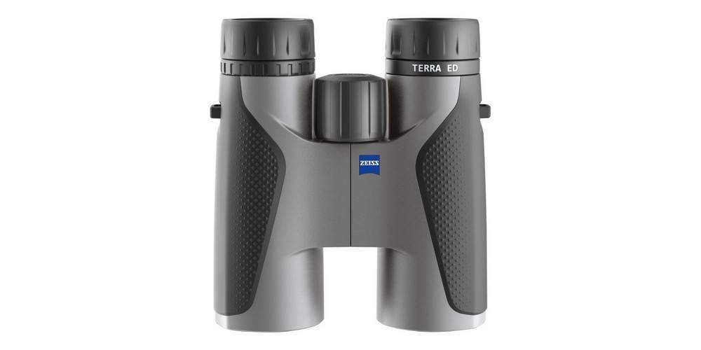 Zeiss Terra ED 10x42 has a compact and sturdy construction
